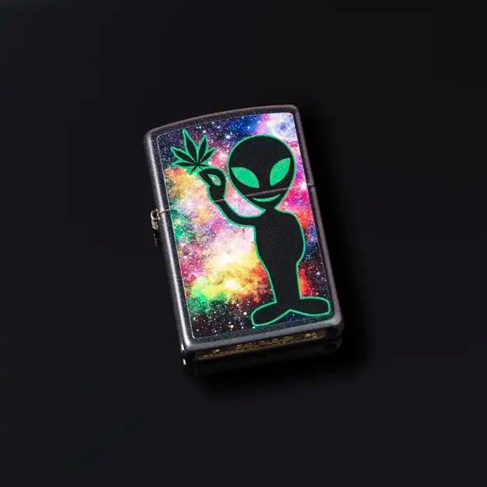 Zippo - Alien Design Iriscent